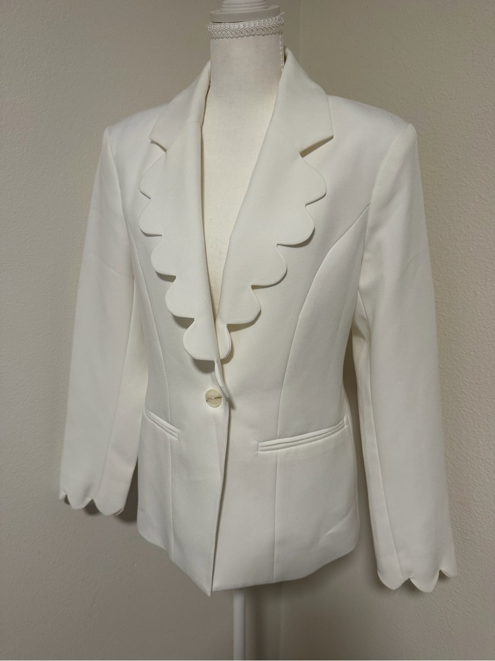 English Factory Ivory White Scalloped Lapel Blazer Professional Classy Jacket